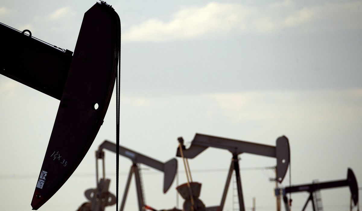 Bipartisan bill seeks to reinstate tax break Biden nixed for drilling oil wells