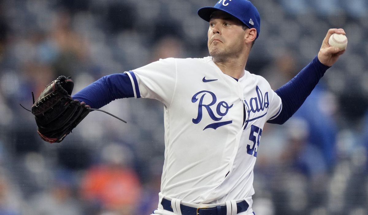 Ragans gets 1st win with KC, pitches Royals past Mets 4-0 for team’s 5th straight win