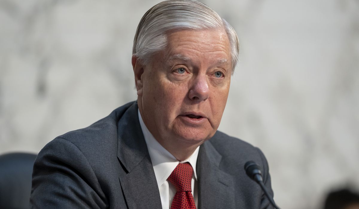 Lindsey Graham says Trump getting kicked off ballot in Colorado is ‘political decision’