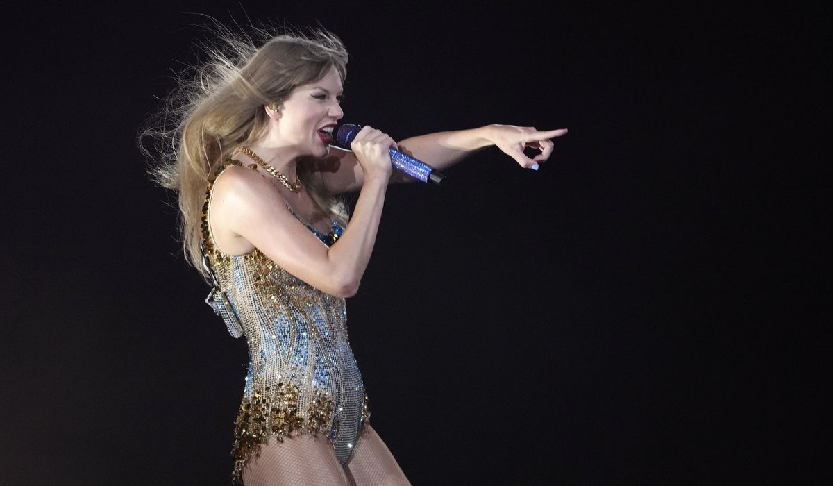 Taylor Swift fan attending Rio concert died of heat exhaustion, forensics report says