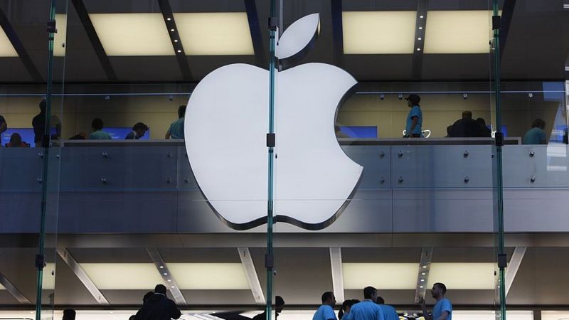 Apple to allow rival app stores on iPhones and iPads in EU